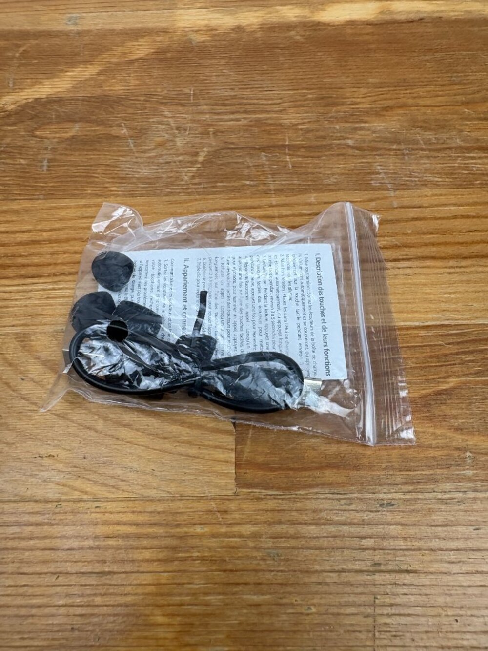 Wireless Earbuds with Touch Control, HD Mic and Charging Case. New - Picture 7 of 15